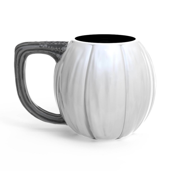 NEW Zak Designs 15.5 fl oz Nightmare Before Christmas Dolomite Mug White - Picture 2 of 3